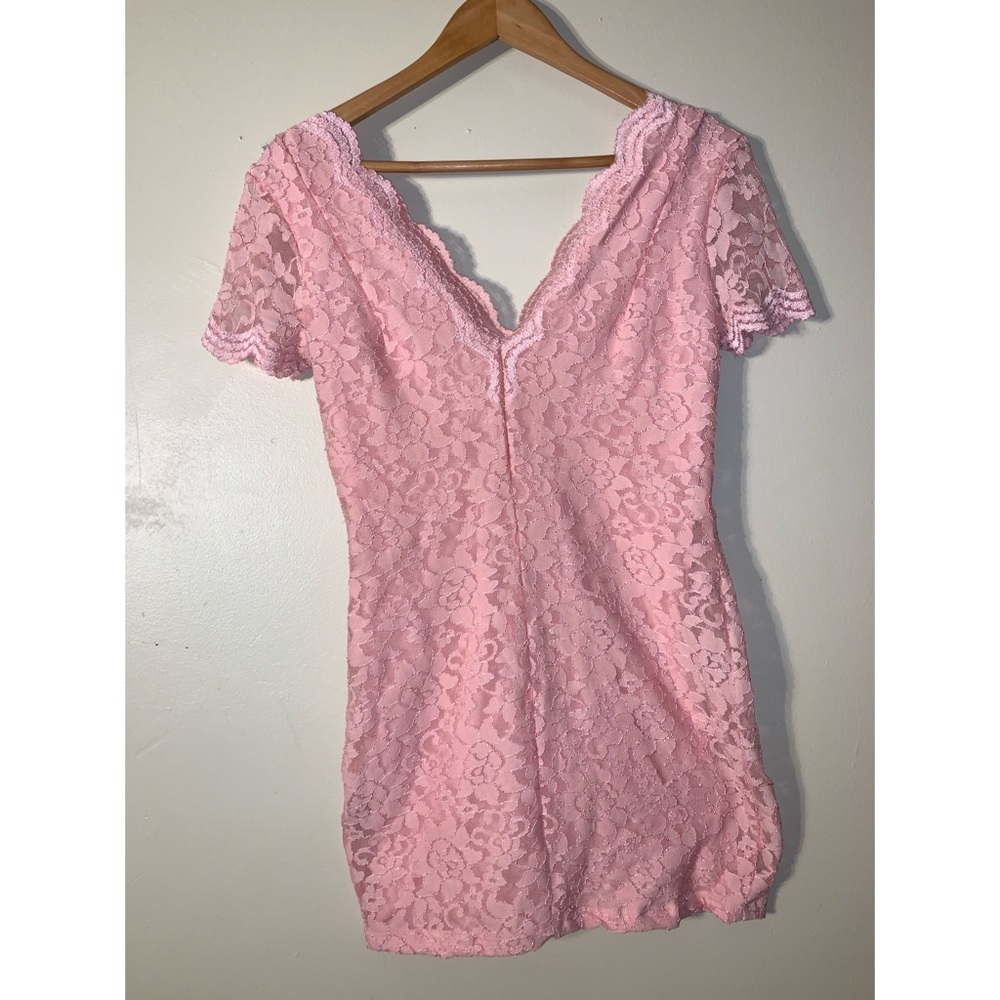 Pink/Rose lacy dress 🌸